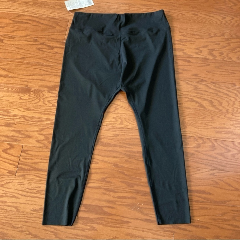 NWT Lululemon Swiftly Tech SS Crew Leggings Size 3XL solid black NWT
